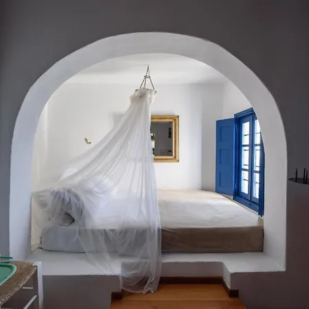 Heliotopos Hotel Imerovigli (Santorini)